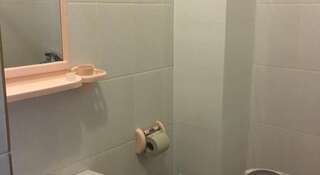 Гостиница Гостевой дом Святич-2 Анапа Трехместный номер с балконом-13