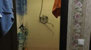 Гостиница Гостевой дом Святич-2 Анапа Четырехместный номер-6