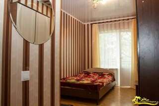 Гостиница Гостевой дом Святич-2 Анапа Трехместный номер с балконом-2